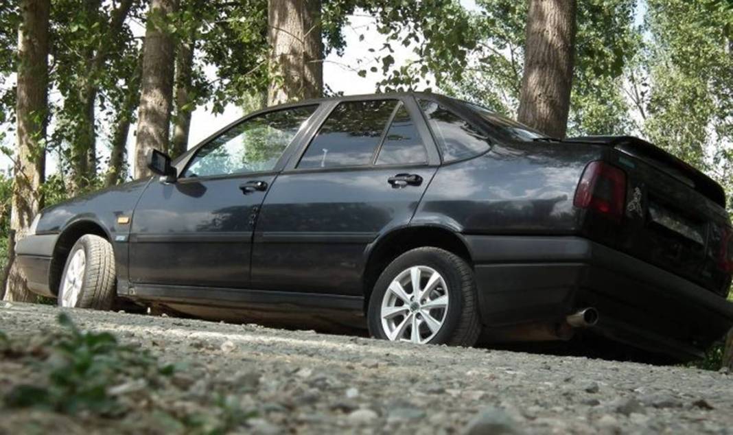 Uygun fiyatlı araba arayanlar havalara uçacak! 100 bin TL'ye alınabilecek en iyi 5 otomobil 1